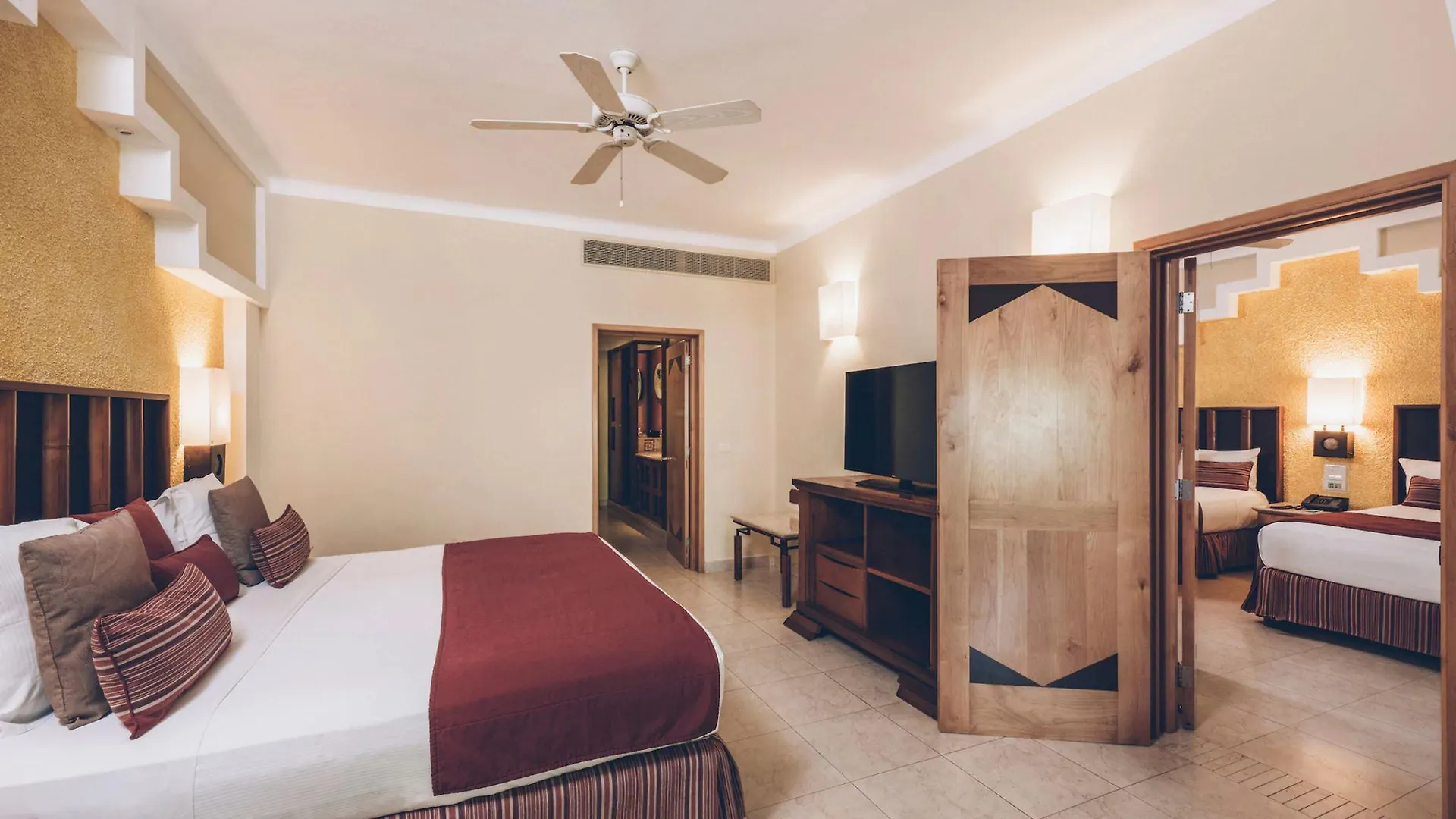 Iberostar Selection Paraiso Maya Puerto Morelos 5*,